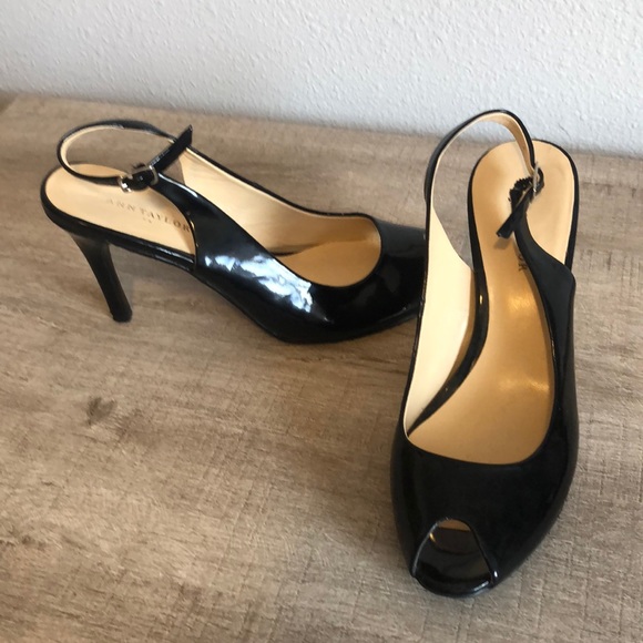 Ann Taylor black patent heels size 8 EUC - Picture 1 of 11